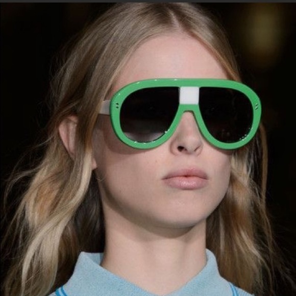 Stella McCartney Aviator Shades - Picture 2 of 3
